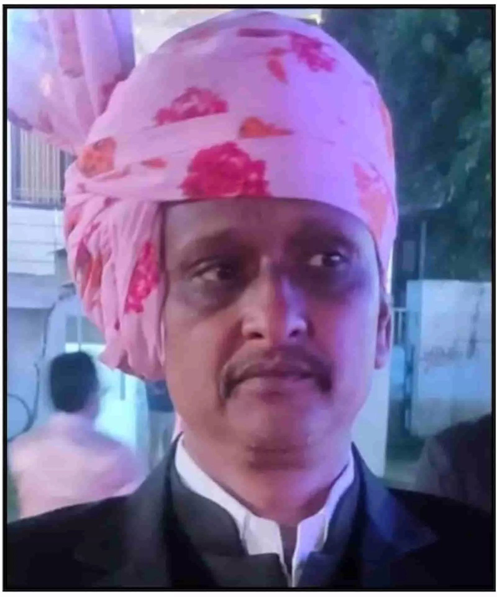 तस्वीर में आईएफडब्ल्यूजे राजस्थान के प्रदेशाध्यक्ष उपेंद्र सिंह राठौड़ संगठन की नई कार्यसमिति के साथ नजर आ रहे हैं। तस्वीर में आईएफडब्ल्यूजे राजस्थान के प्रदेशाध्यक्ष उपेंद्र सिंह राठौड़ संगठन की नई कार्यसमिति के साथ नजर आ रहे हैं।