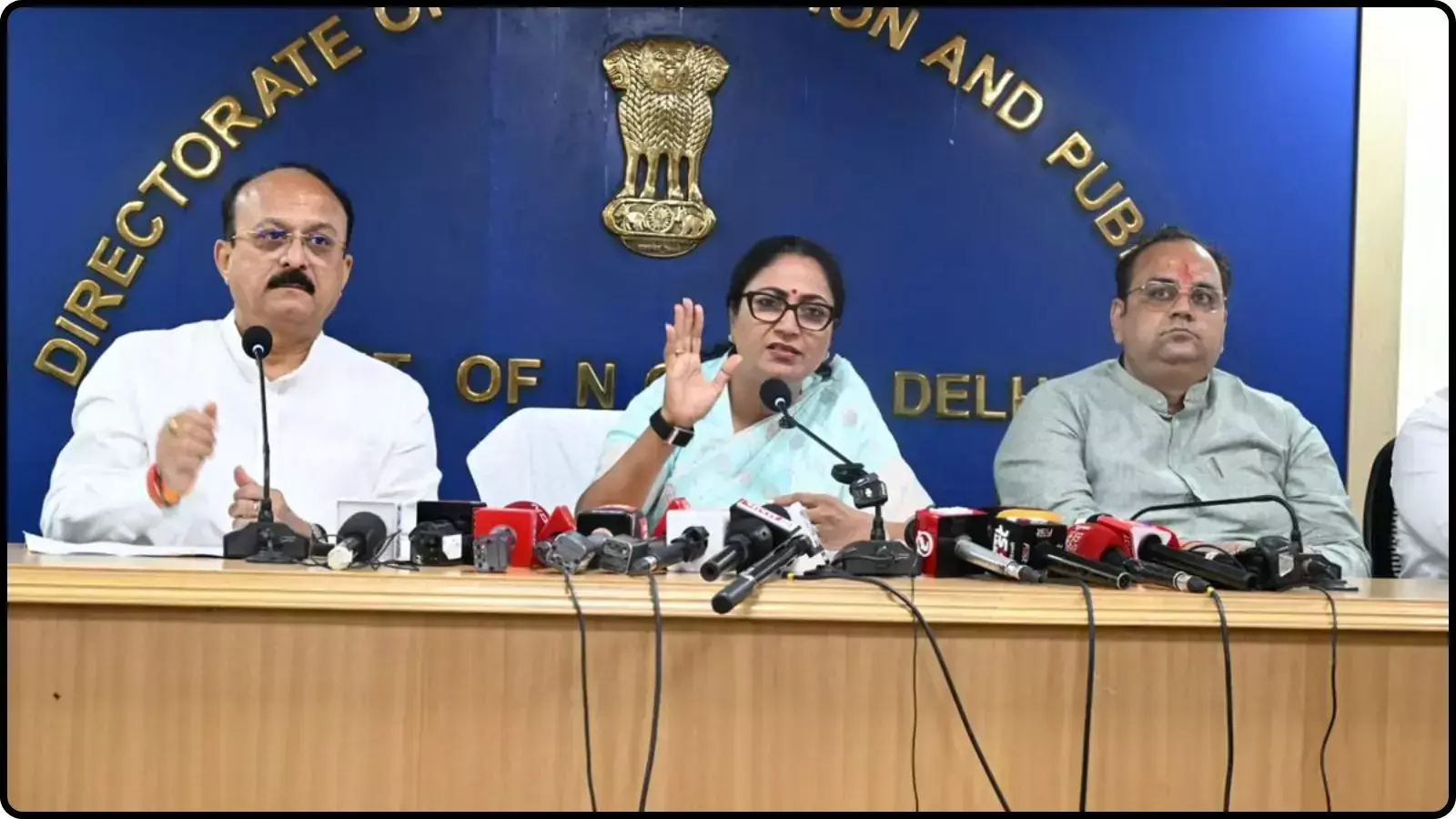 दिल्ली में 1 जुलाई 2026 से लागू होगी EV Policy 2.0 ; क्या पेट्रोल वाहन धीरे-धीरे होंगे बंद?