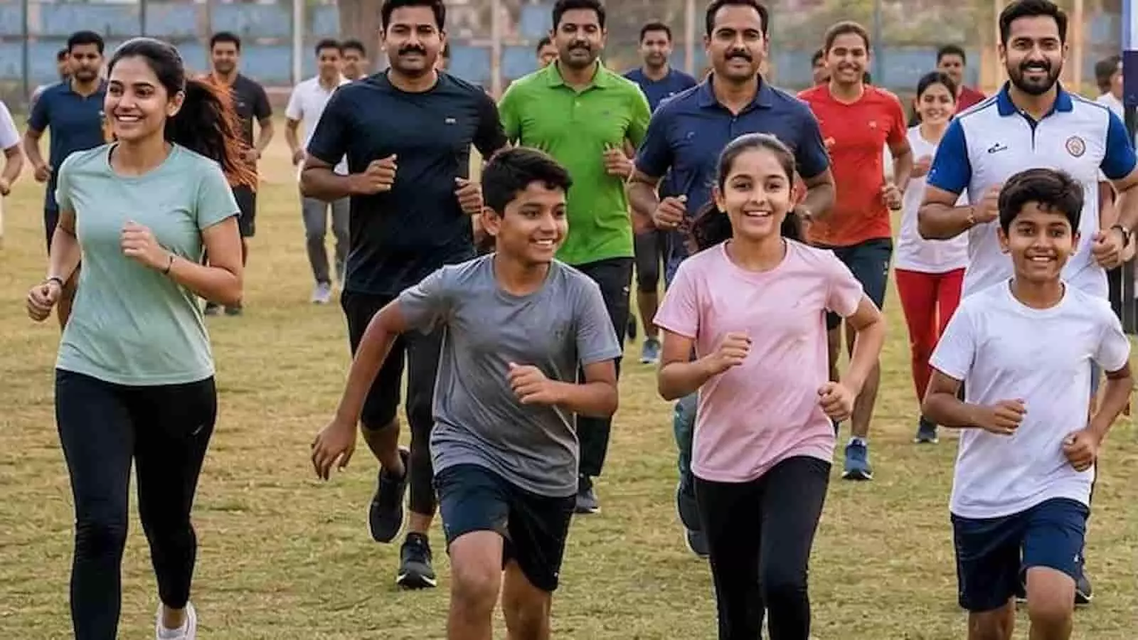 एस एम एम कॉलेज मैदान पर दौड़ते हुए लोग जो फिटनेस अभियान को दर्शाते हैं। यह तस्वीर काल्पनिक है और एआई द्वारा केवल संदर्भ के लिए बनाई गई है।
