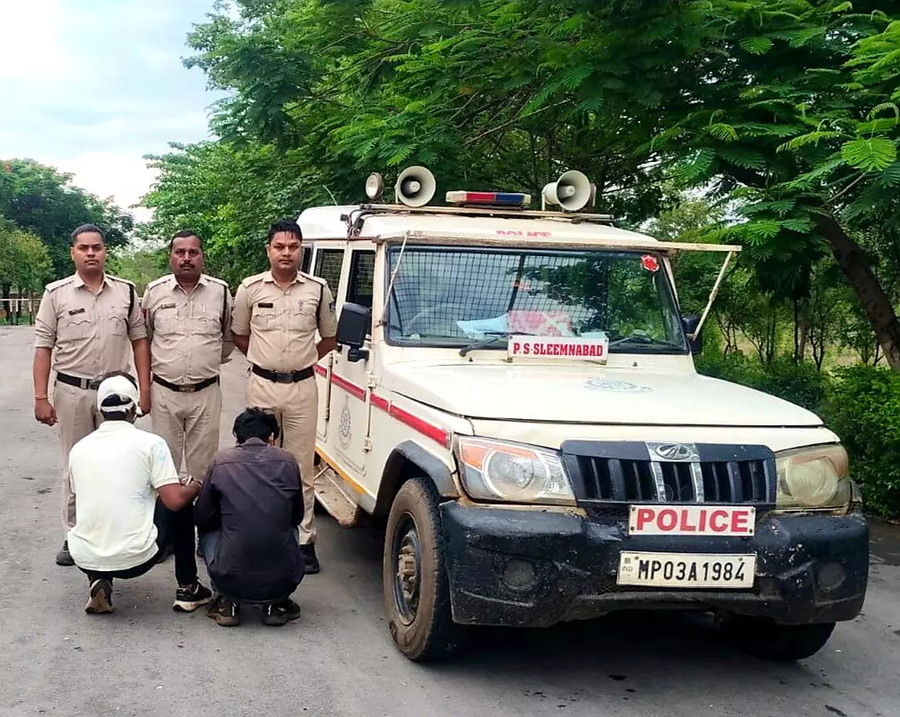 कटनी में फायरिंग कांड का खुलासा: पिस्टल और 5 जिंदा कारतूस के साथ दो आरोपी गिरफ्तार, तीन अब भी फरार​
