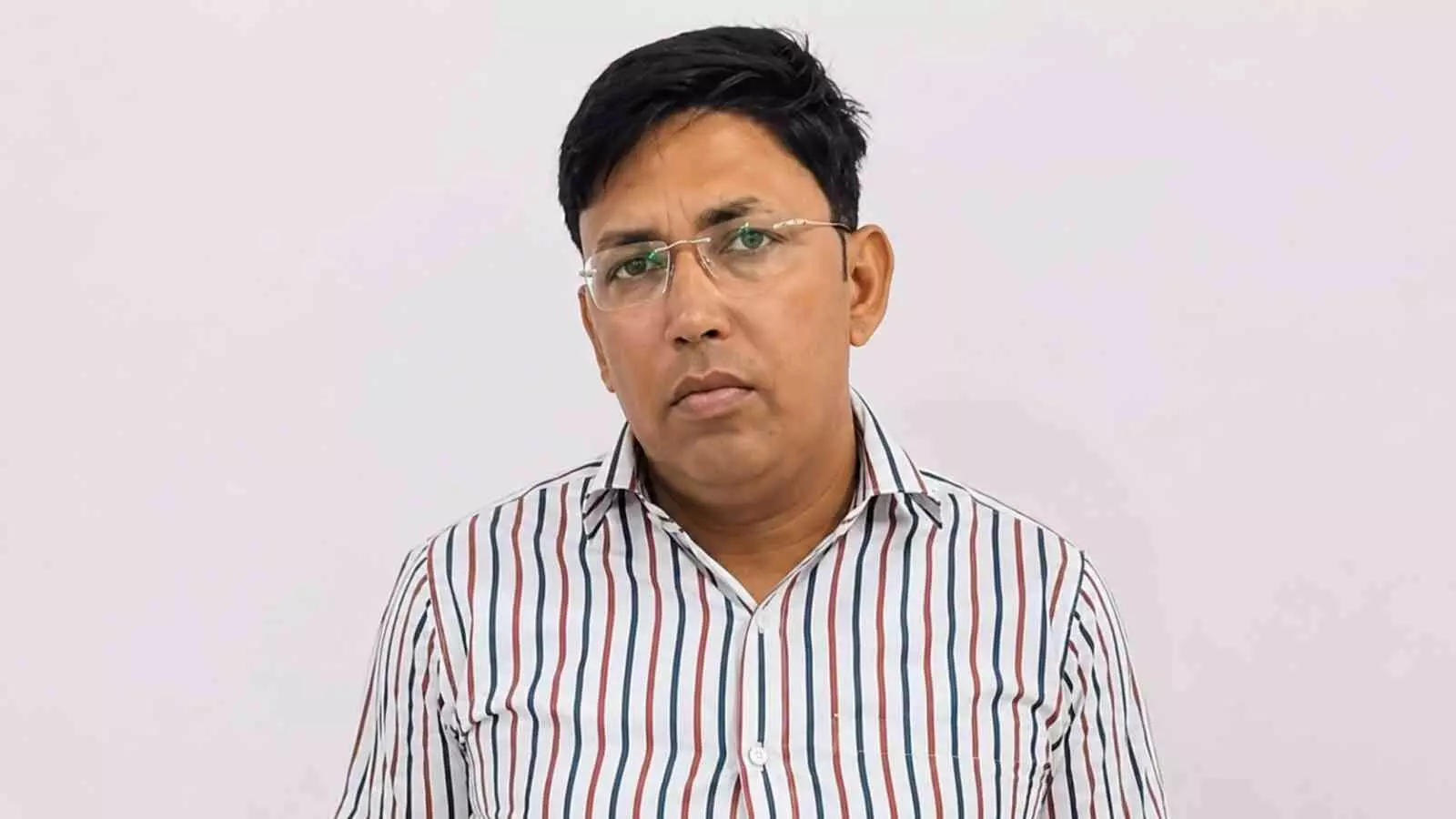 एक डॉक्टर एक साथ 3 जिलों में कर रहा था नौकरी, लोकायुक्त कार्रवाई से मचा हड़कंप| एक डॉक्टर एक साथ 3 जिलों में कर रहा था नौकरी, लोकायुक्त कार्रवाई से मचा हड़कंप|
