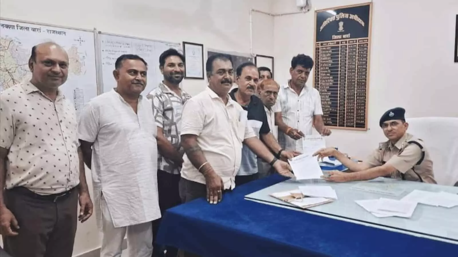 अंता में कपड़ा व्यापारी के घर 5.50 लाख नकदी और जेवर चोरी, चोरों की गिरफ्तारी की मांग तेज