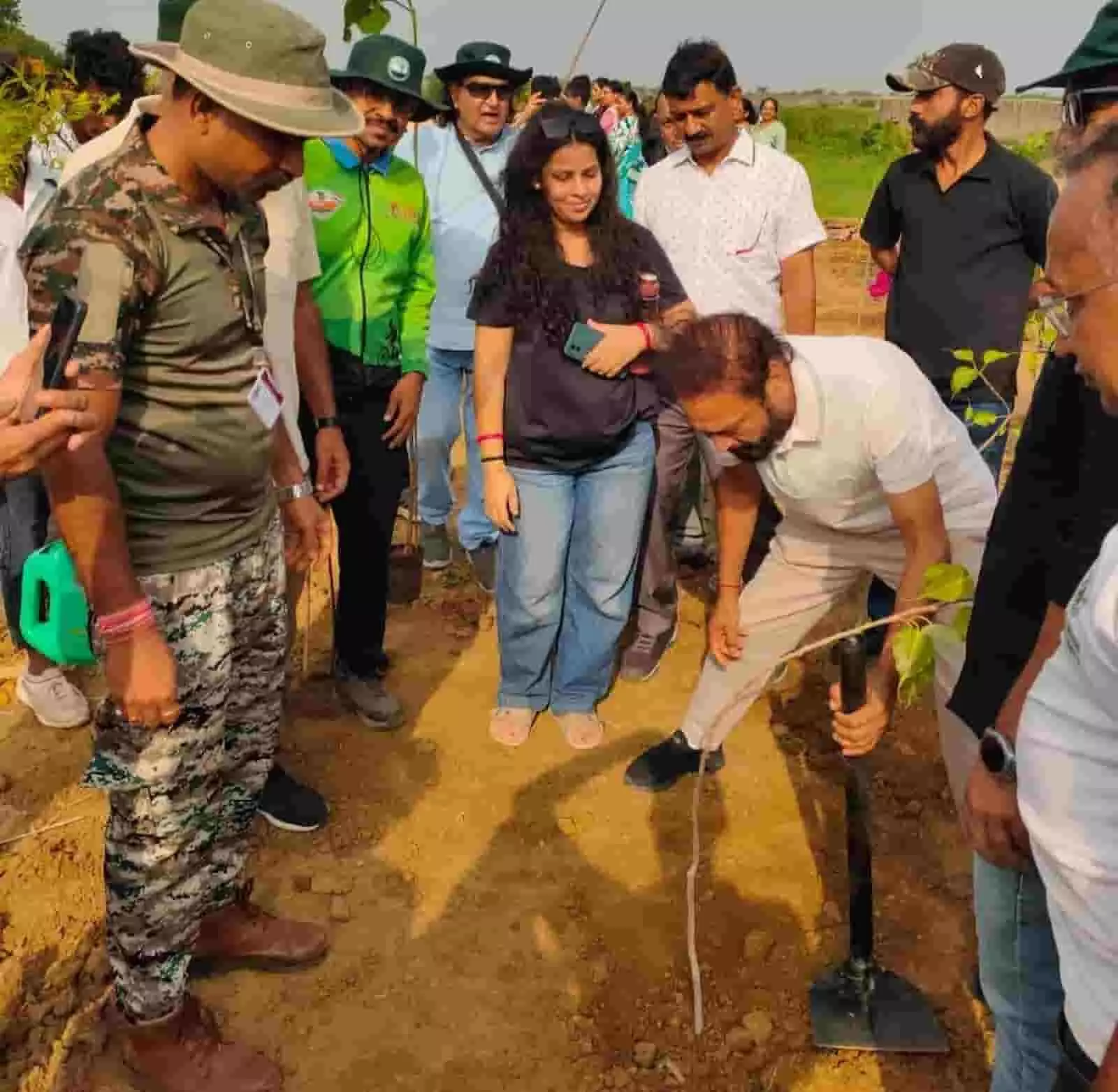 कोटा: अभेड़ा बायोलॉजिकल पार्क में मंजू स्मृति वाटिका का लोकार्पण, 350 पौधों से शुरू हुआ हरित अभियान