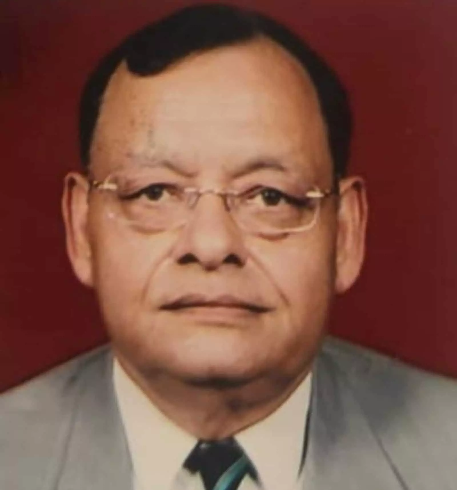 चश्मा पहने हुए पूर्व डीजीपी अरुण दुगड़ की औपचारिक तस्वीर। चश्मा पहने हुए पूर्व डीजीपी अरुण दुगड़ की औपचारिक तस्वीर।