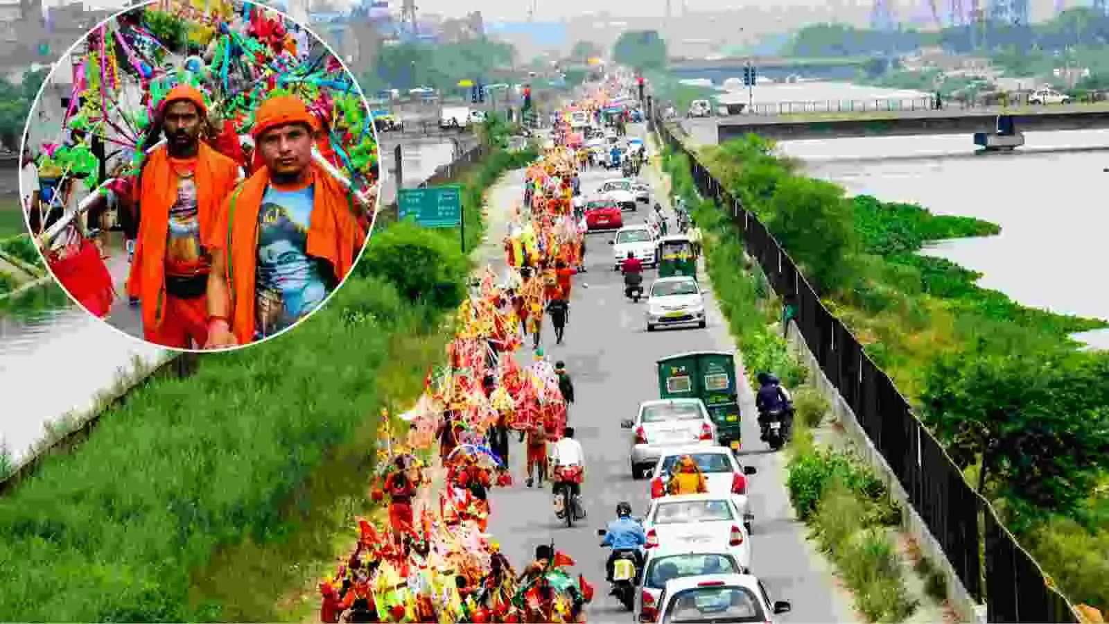 सड़कों पर चल रहे कांवड़िए दिल्ली में सुरक्षा व्यवस्था और ट्रैफिक डायवर्ट के संदर्भ में। सड़कों पर चल रहे कांवड़िए दिल्ली में सुरक्षा व्यवस्था और ट्रैफिक डायवर्ट के संदर्भ में।