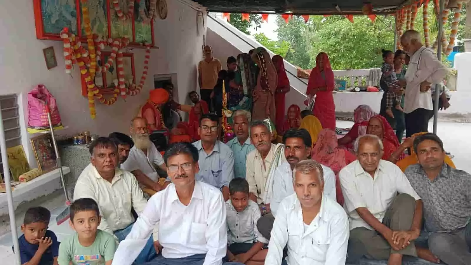 खेरोदा में श्रद्धा संग मनी गुरु पूर्णिमा, वीर हनुमान मंदिर में गूंजे जयकारे खेरोदा में श्रद्धा संग मनी गुरु पूर्णिमा, वीर हनुमान मंदिर में गूंजे जयकारे