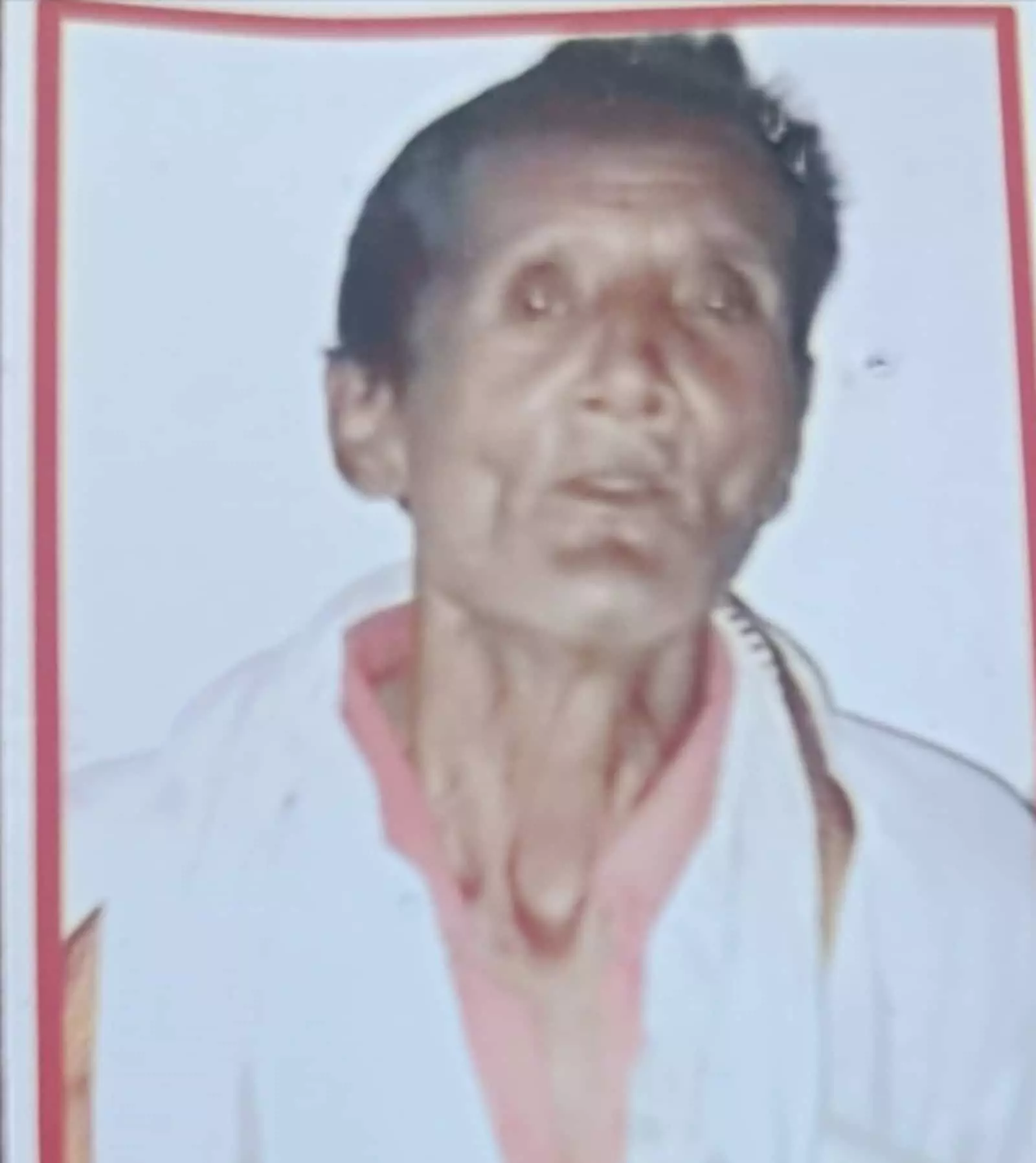 तस्वीर में दिख रहे बुजुर्ग नन्द लाल रेगर भीलवाड़ा से लापता हैं। तस्वीर में दिख रहे बुजुर्ग नन्द लाल रेगर भीलवाड़ा से लापता हैं।