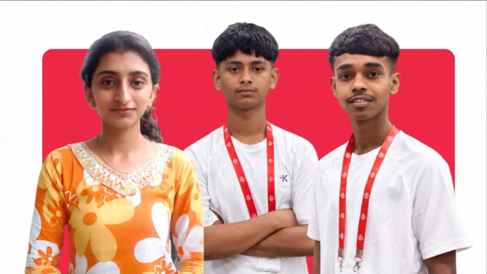 तस्वीर में तीन छात्र कशिश चौहान, मानव दास और रोनिक बिस्वास खड़े हैं। तस्वीर में तीन छात्र कशिश चौहान, मानव दास और रोनिक बिस्वास खड़े हैं।