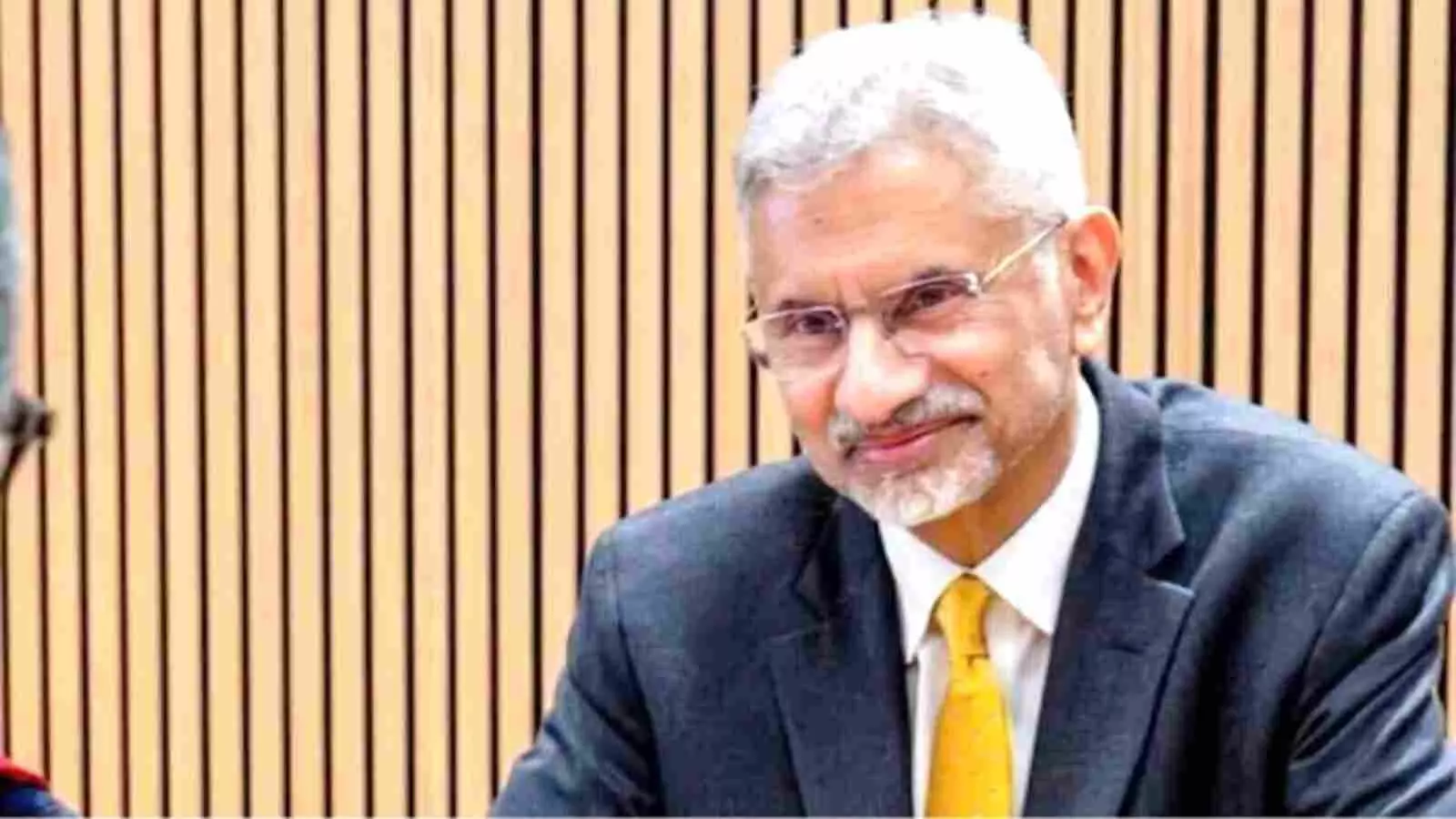 विदेश मंत्री एस. जयशंकर नई दिल्ली में कूटनीतिक संबंधों की बैठक में भाग ले रहे हैं। विदेश मंत्री एस. जयशंकर नई दिल्ली में कूटनीतिक संबंधों की बैठक में भाग ले रहे हैं।
