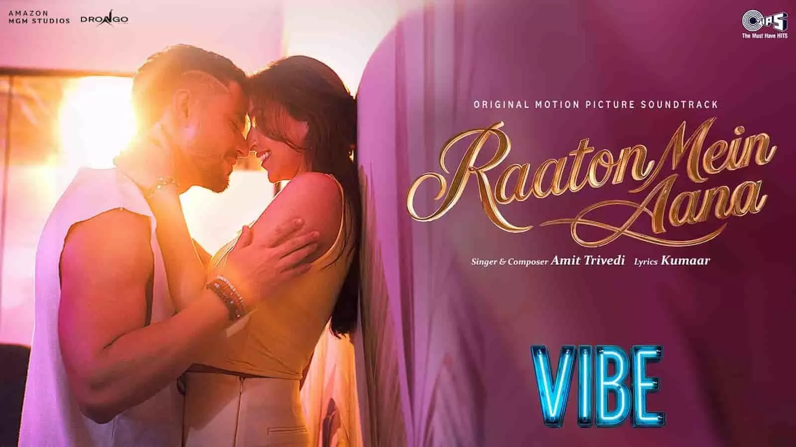 तस्वीर में फिल्म VIBE के गाने रातों में आना के पोस्टर पर अभिनेता कुणाल खेमू नजर आ रहे हैं। तस्वीर में फिल्म VIBE के गाने रातों में आना के पोस्टर पर अभिनेता कुणाल खेमू नजर आ रहे हैं।