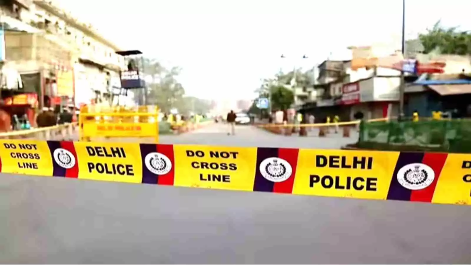 ​दिल्ली के नरेला में जिम के बाहर प्रॉपर्टी डीलर की गोली मारकर हत्या, 3 हमलावर फरार|