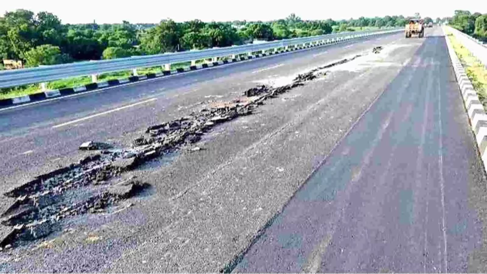 लोकार्पण से पहले धंसा राम वनगमन पथ, 100 मीटर सड़क में दरारें, 4400 करोड़ की परियोजना पर उठे सवाल, कंपनी पर कार्रवाई| लोकार्पण से पहले धंसा राम वनगमन पथ, 100 मीटर सड़क में दरारें, 4400 करोड़ की परियोजना पर उठे सवाल, कंपनी पर कार्रवाई|