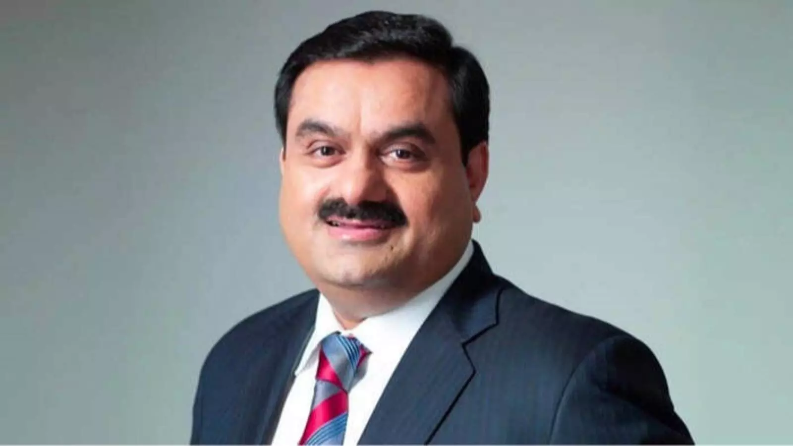 अडानी एयरपोर्ट्स में Temasek, BlackRock समेत दिग्गज निवेशकों की एंट्री, जुटेंगे ₹9,825 करोड़| अडानी एयरपोर्ट्स में Temasek, BlackRock समेत दिग्गज निवेशकों की एंट्री, जुटेंगे ₹9,825 करोड़|