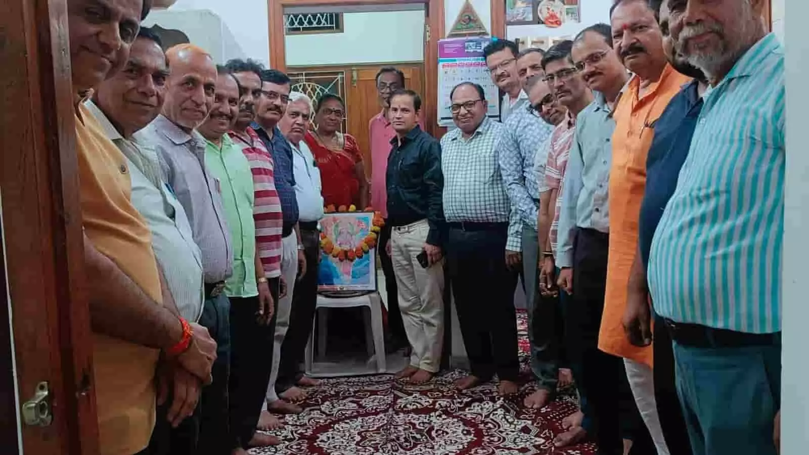 तस्वीर में भारत विकास परिषद खेरवाड़ा के सदस्य बैठक में शामिल नजर आ रहे हैं। तस्वीर में भारत विकास परिषद खेरवाड़ा के सदस्य बैठक में शामिल नजर आ रहे हैं।