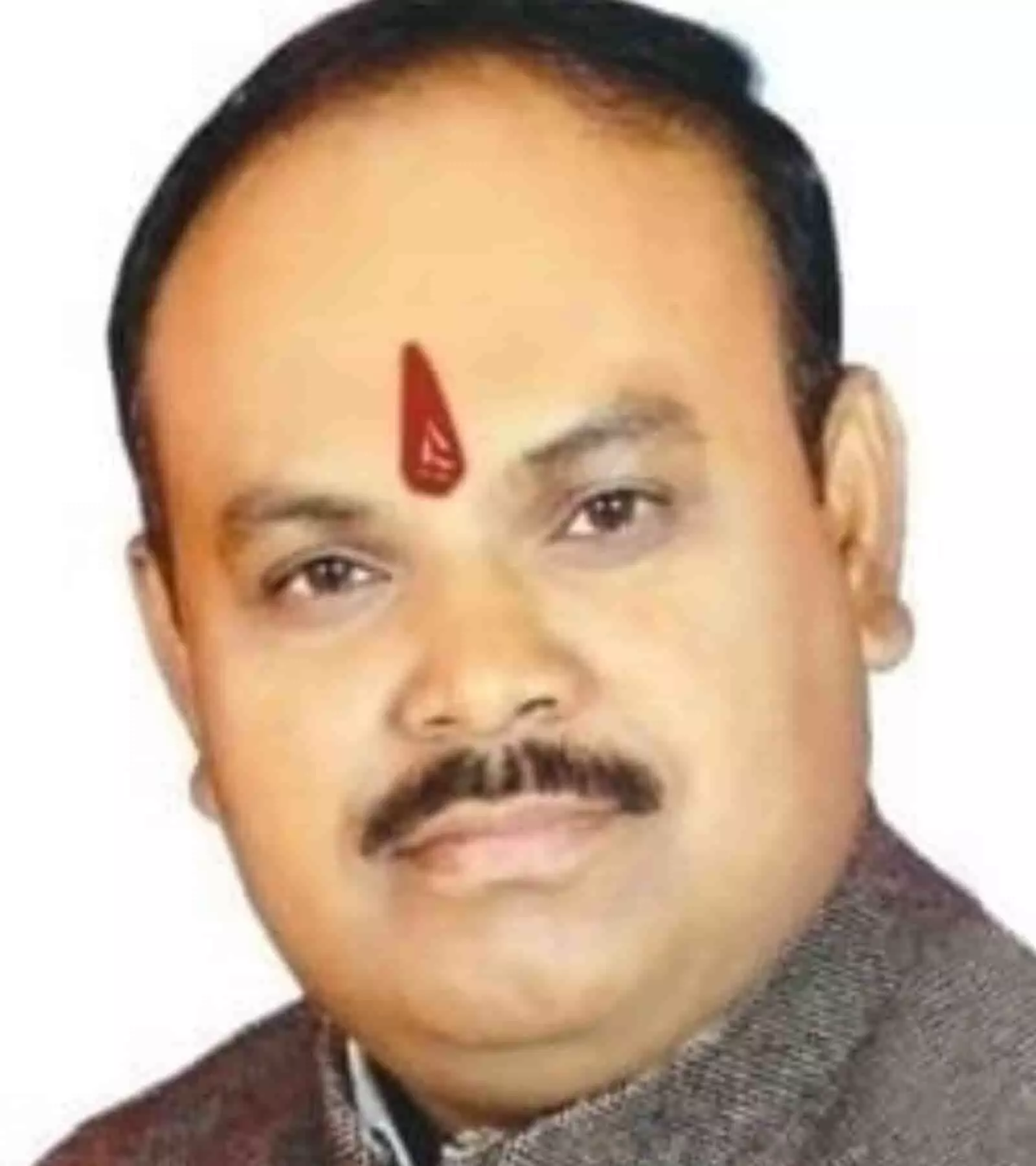 तस्वीर में भारतीय राष्ट्रीय किसान महासभा के राष्ट्रीय अध्यक्ष मनोज दुबे दिखाई दे रहे हैं। तस्वीर में भारतीय राष्ट्रीय किसान महासभा के राष्ट्रीय अध्यक्ष मनोज दुबे दिखाई दे रहे हैं।