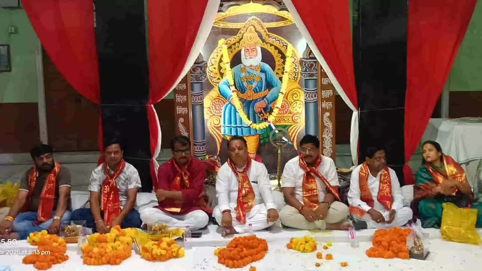 तस्वीर में गंगापुर सिटी में आयोजित सम्मान समारोह के दौरान बैठे सभापति और नवनिर्वाचित पार्षद. तस्वीर में गंगापुर सिटी में आयोजित सम्मान समारोह के दौरान बैठे सभापति और नवनिर्वाचित पार्षद.