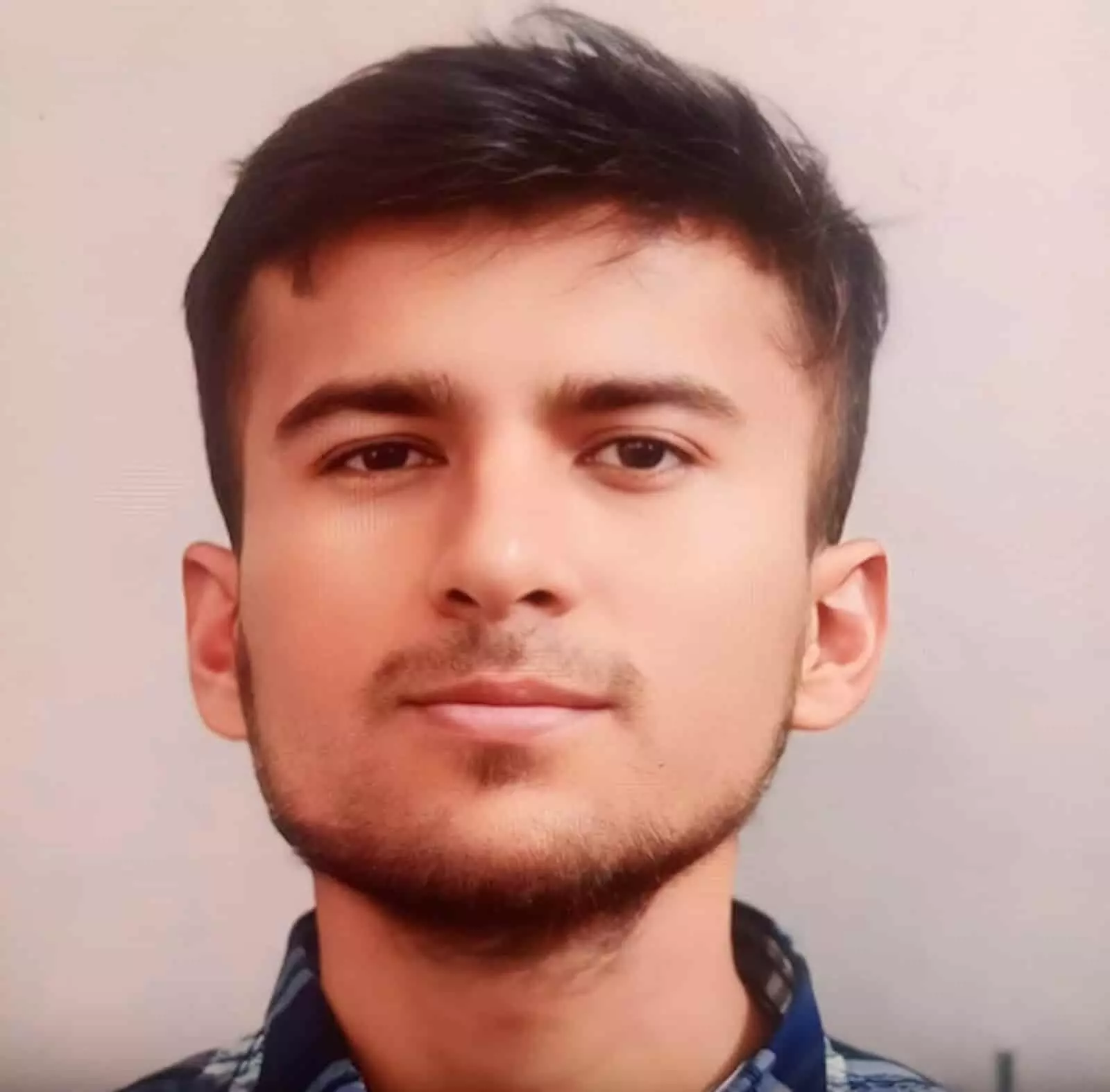 तस्वीर में दिख रहे विनय आमेटा, जिन्होंने आईसीएआर एग्रोनॉमी प्रवेश परीक्षा में उत्कृष्ट सफलता प्राप्त की है। तस्वीर में दिख रहे विनय आमेटा, जिन्होंने आईसीएआर एग्रोनॉमी प्रवेश परीक्षा में उत्कृष्ट सफलता प्राप्त की है।