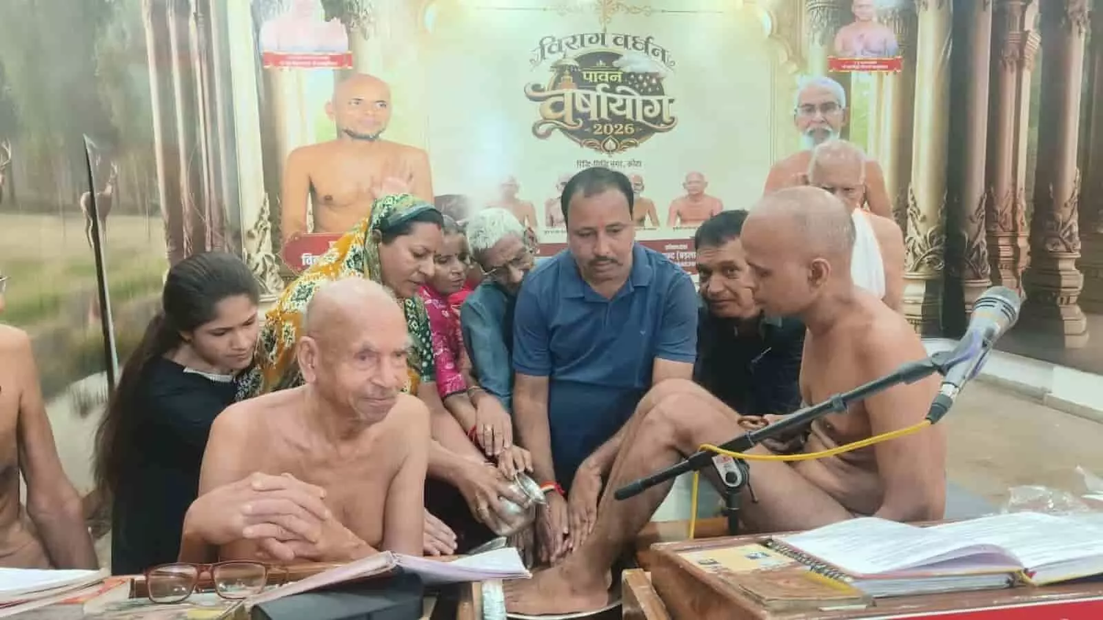 कुन्हाड़ी स्थित जैन मंदिर में गणधर मुनि विवर्धनसागर के सानिध्य में धार्मिक अनुष्ठान संपन्न हुआ। कुन्हाड़ी स्थित जैन मंदिर में गणधर मुनि विवर्धनसागर के सानिध्य में धार्मिक अनुष्ठान संपन्न हुआ।