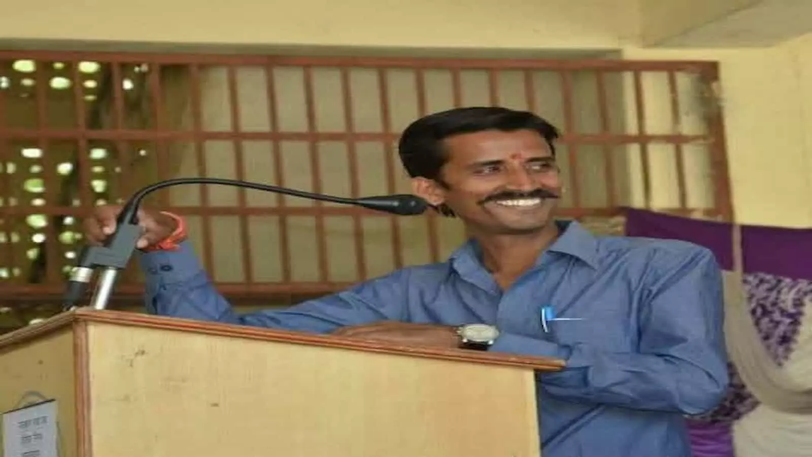 तस्वीर में भाजपा नेता बलवीर सिंह राजावत सपोटरा क्षेत्र में संगठनात्मक बैठक में मौजूद हैं। तस्वीर में भाजपा नेता बलवीर सिंह राजावत सपोटरा क्षेत्र में संगठनात्मक बैठक में मौजूद हैं।