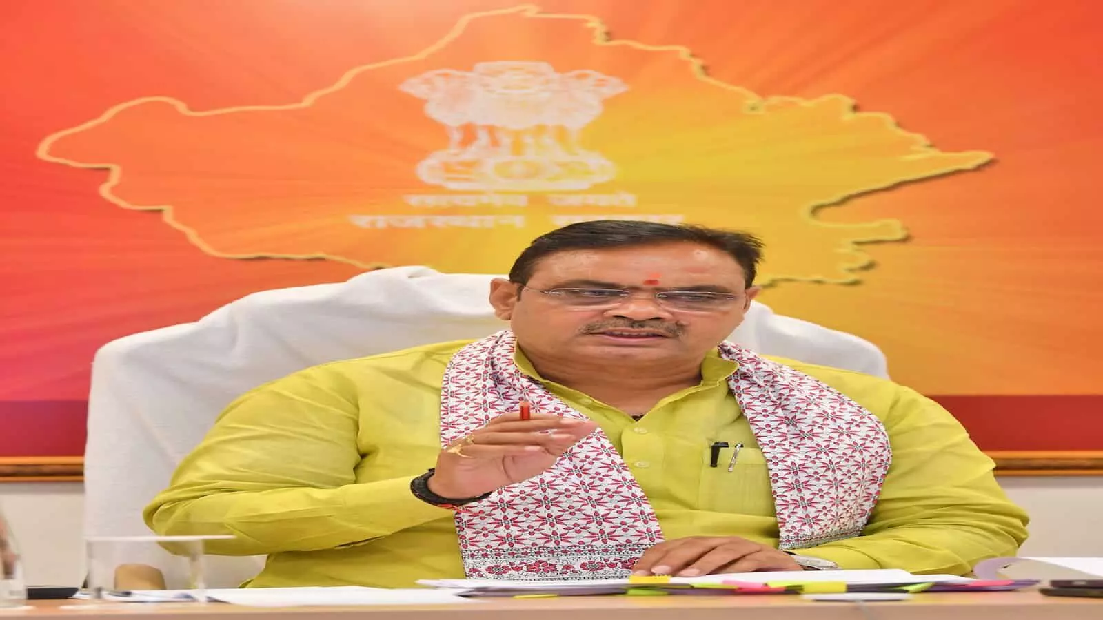 तस्वीर में गोगुंदा के अंबावा गांव में निर्माणाधीन देवास परियोजना का बांध और टनल स्थल दिख रहा है। तस्वीर में गोगुंदा के अंबावा गांव में निर्माणाधीन देवास परियोजना का बांध और टनल स्थल दिख रहा है।