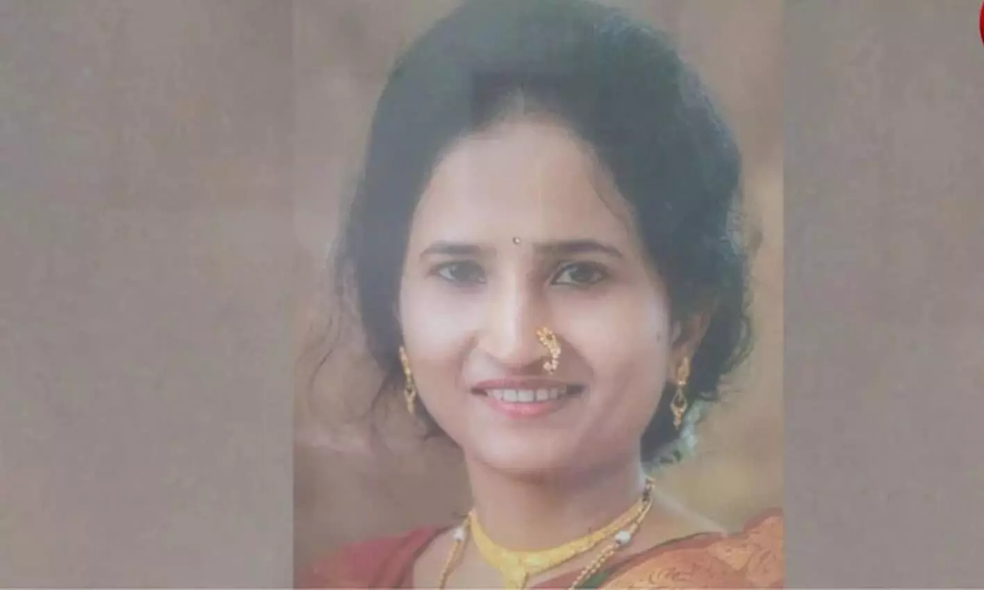 पुणे में दहेज प्रताड़ना से परेशान होकर आत्महत्या करने वाली आईटी इंजीनियर तृष्णा राहुल सकपाल की तस्वीर। पुणे में दहेज प्रताड़ना से परेशान होकर आत्महत्या करने वाली आईटी इंजीनियर तृष्णा राहुल सकपाल की तस्वीर।
