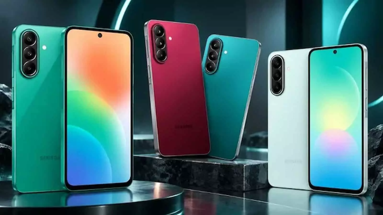 तस्वीर में तीन अलग-अलग रंगों वाले सैमसंग 5G स्मार्टफोन एक साथ रखे हुए दिखाई दे रहे हैं। तस्वीर में तीन अलग-अलग रंगों वाले सैमसंग 5G स्मार्टफोन एक साथ रखे हुए दिखाई दे रहे हैं।