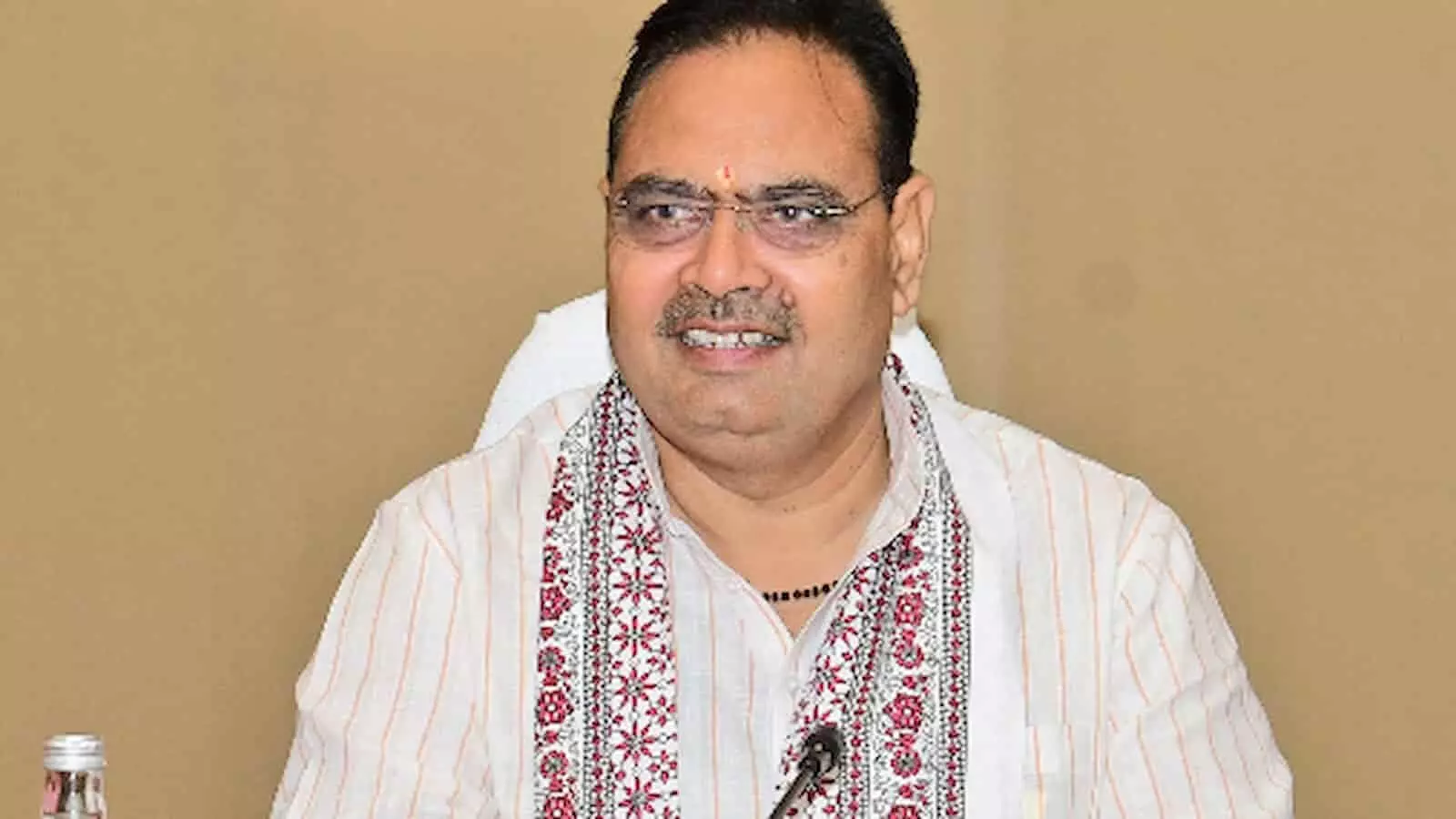 तस्वीर में राजस्थान के मुख्यमंत्री भजनलाल शर्मा पीएम विश्वकर्मा योजना के संबंध में दिखाई दे रहे हैं। तस्वीर में राजस्थान के मुख्यमंत्री भजनलाल शर्मा पीएम विश्वकर्मा योजना के संबंध में दिखाई दे रहे हैं।