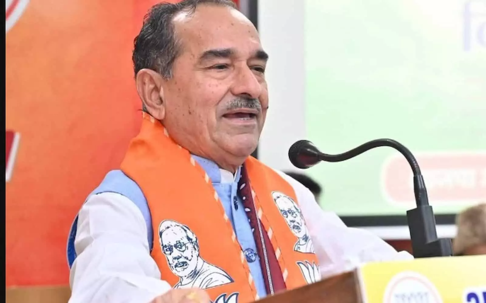 तस्वीर में भाजपा प्रदेश अध्यक्ष मदन राठौड़ जयपुर में किसान कल्याण योजनाओं पर बोलते हुए। तस्वीर में भाजपा प्रदेश अध्यक्ष मदन राठौड़ जयपुर में किसान कल्याण योजनाओं पर बोलते हुए।