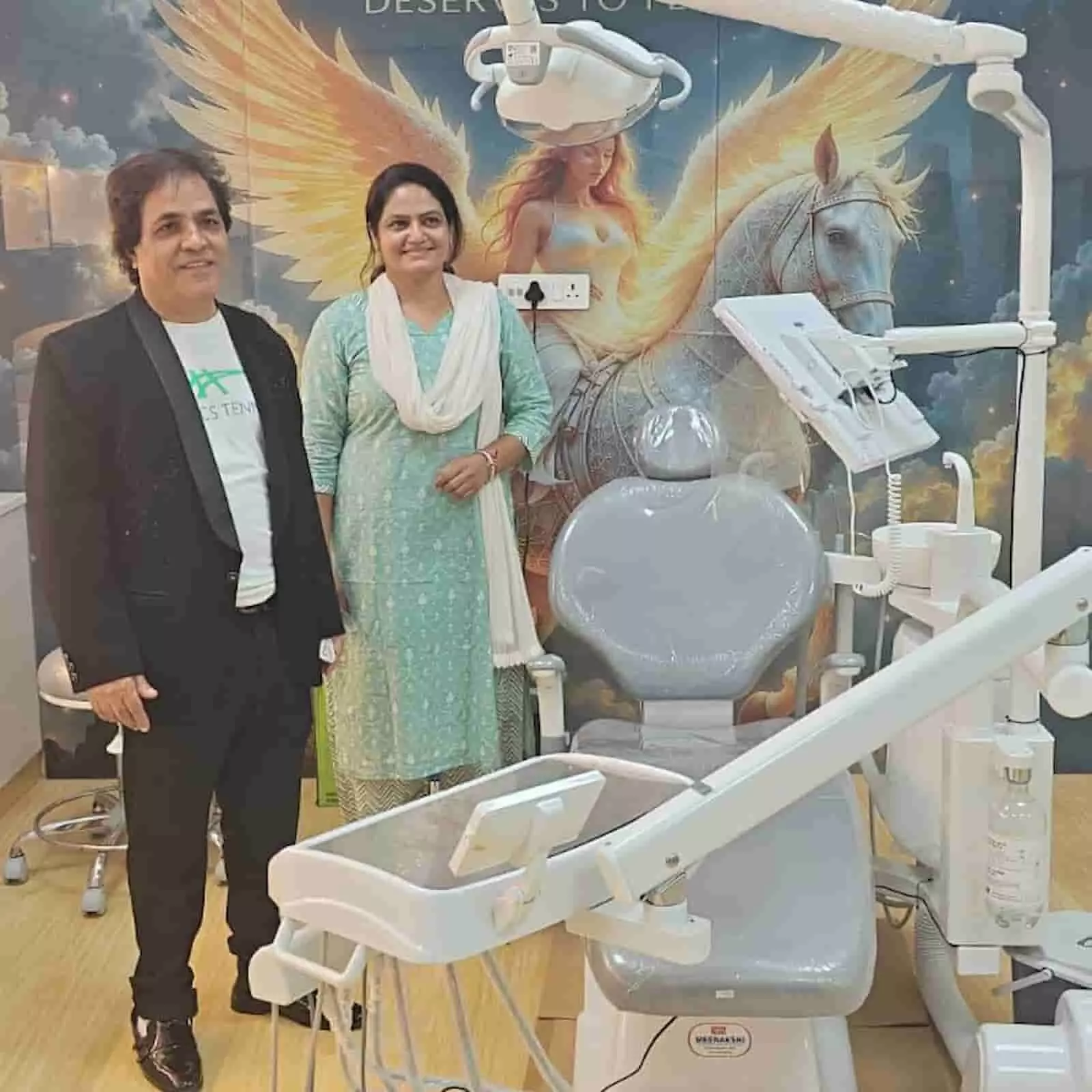 तस्वीर में कोटा के नए दासवानी डेंटल हॉस्पिटल में आधुनिक सुविधाओं के साथ अस्पताल के निदेशक विजय दासवानी दिख रहे हैं। तस्वीर में कोटा के नए दासवानी डेंटल हॉस्पिटल में आधुनिक सुविधाओं के साथ अस्पताल के निदेशक विजय दासवानी दिख रहे हैं।
